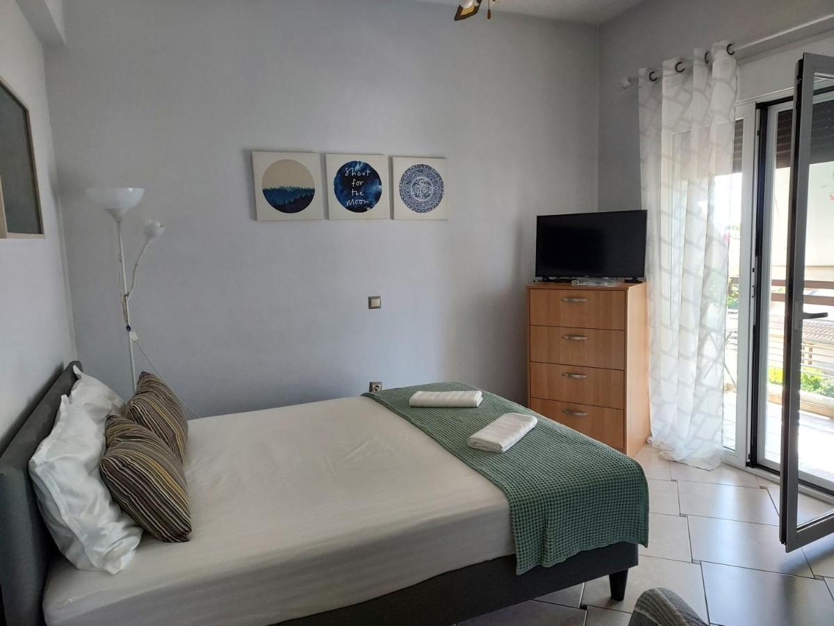 Studio Anlia Apartment เนอามากรี ภายนอก รูปภาพ